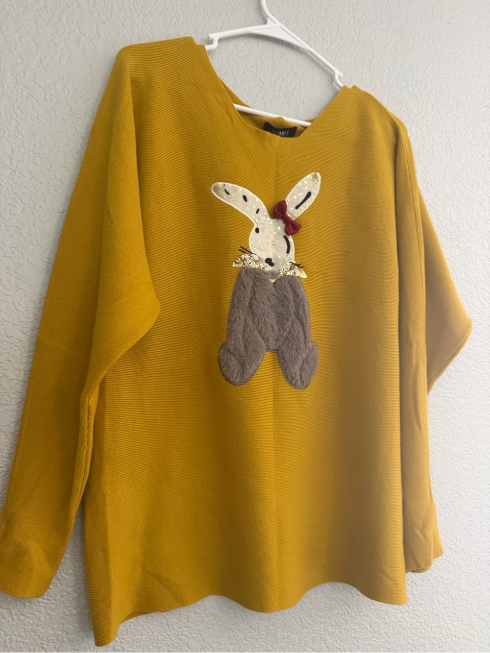Girls' Mustard Bunny Appliqué Long-Sleeve Sweater Top